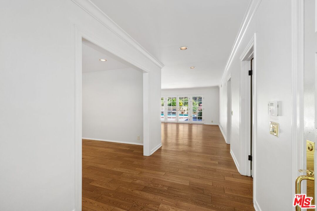 MLS #25542991 image #10