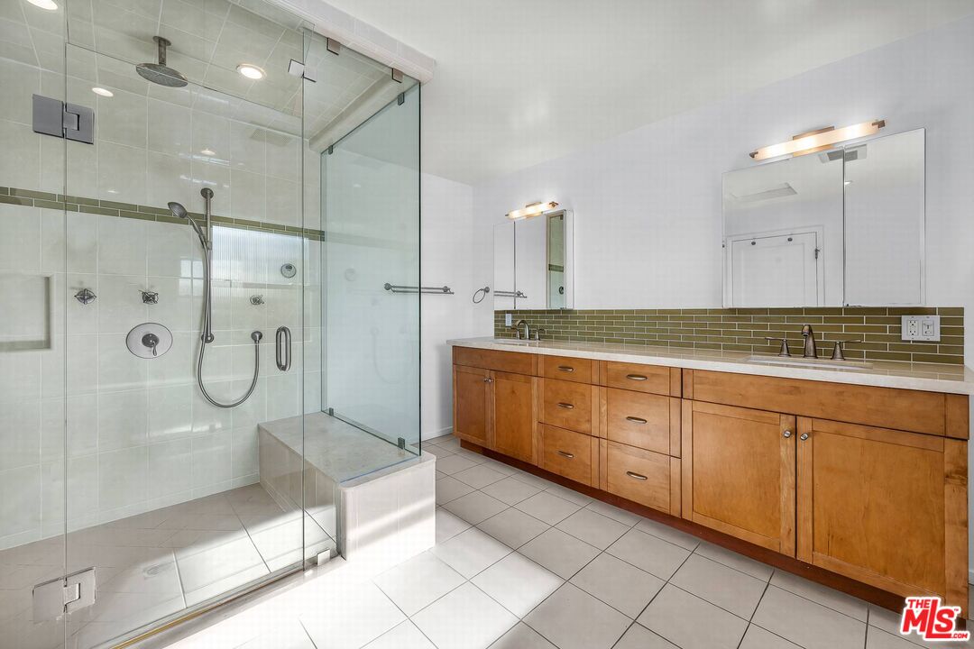 MLS #25543343 image #13