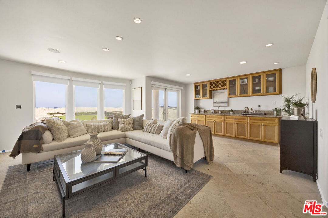 MLS #25543451 image #18