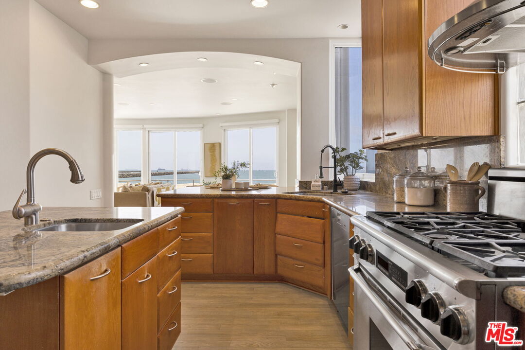 MLS #25543451 image #25