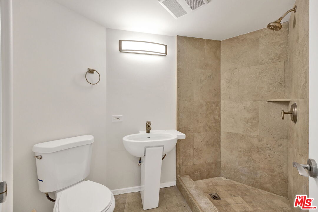 MLS #25543451 image #44