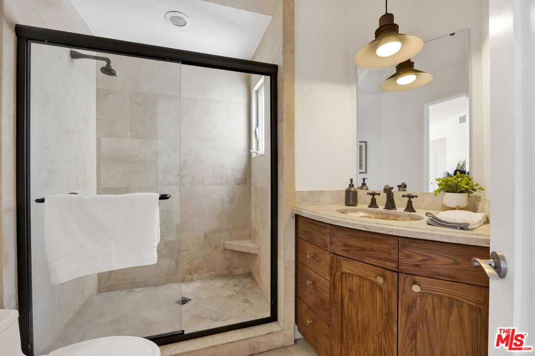 MLS #25543451 image #46