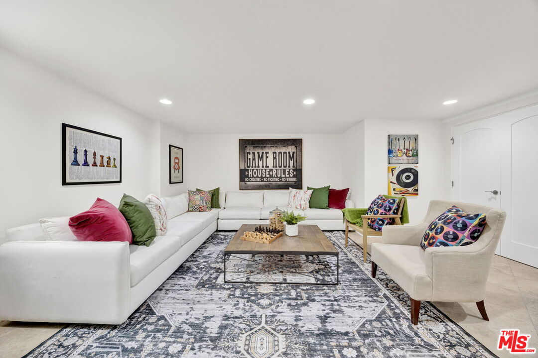 MLS #25543451 image #49