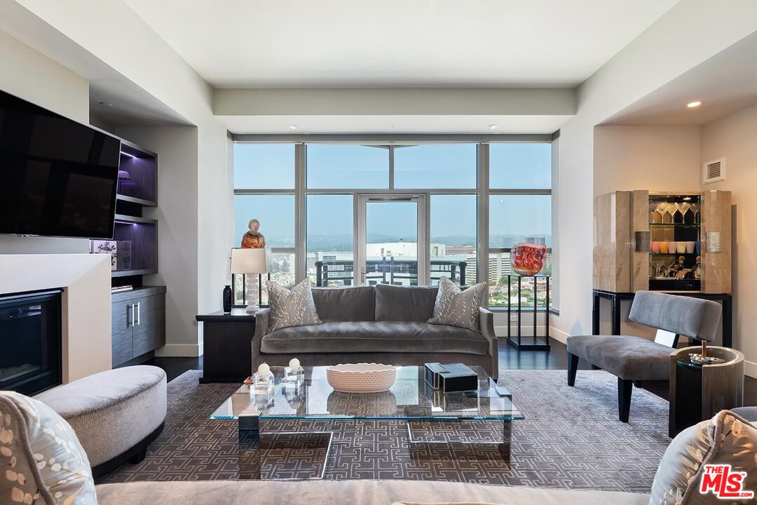 MLS #25544461 image #0