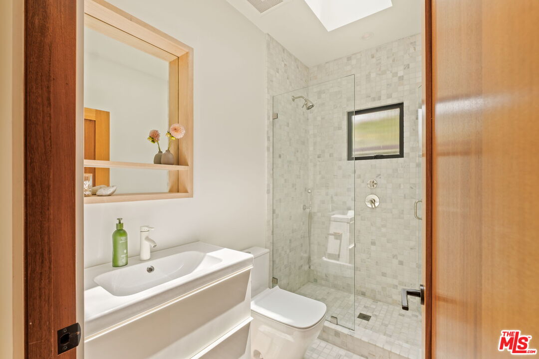 MLS #25544767 image #31