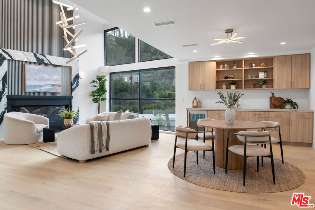 MLS #25545275 image #14