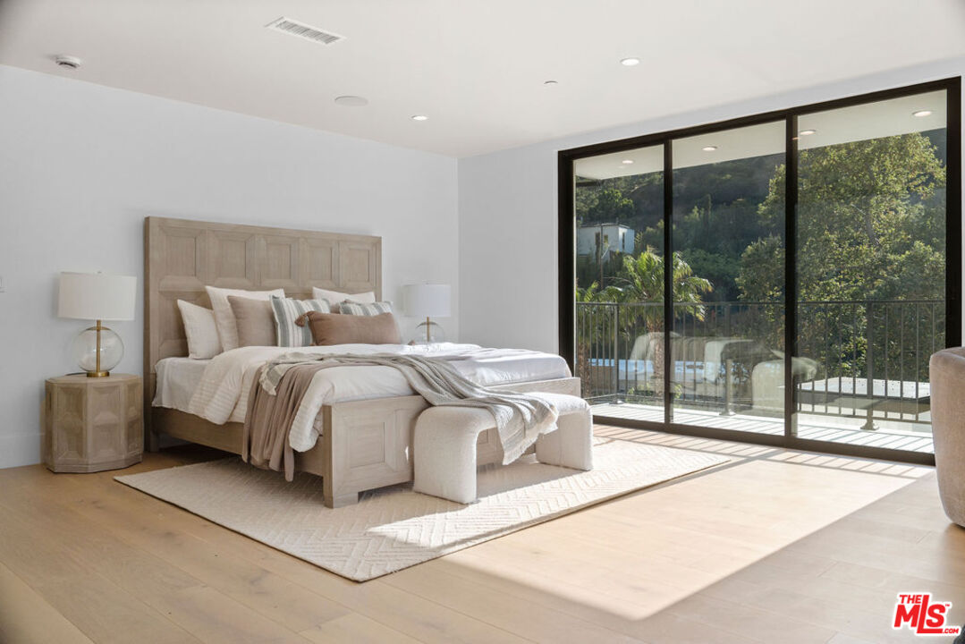 MLS #25545275 image #17