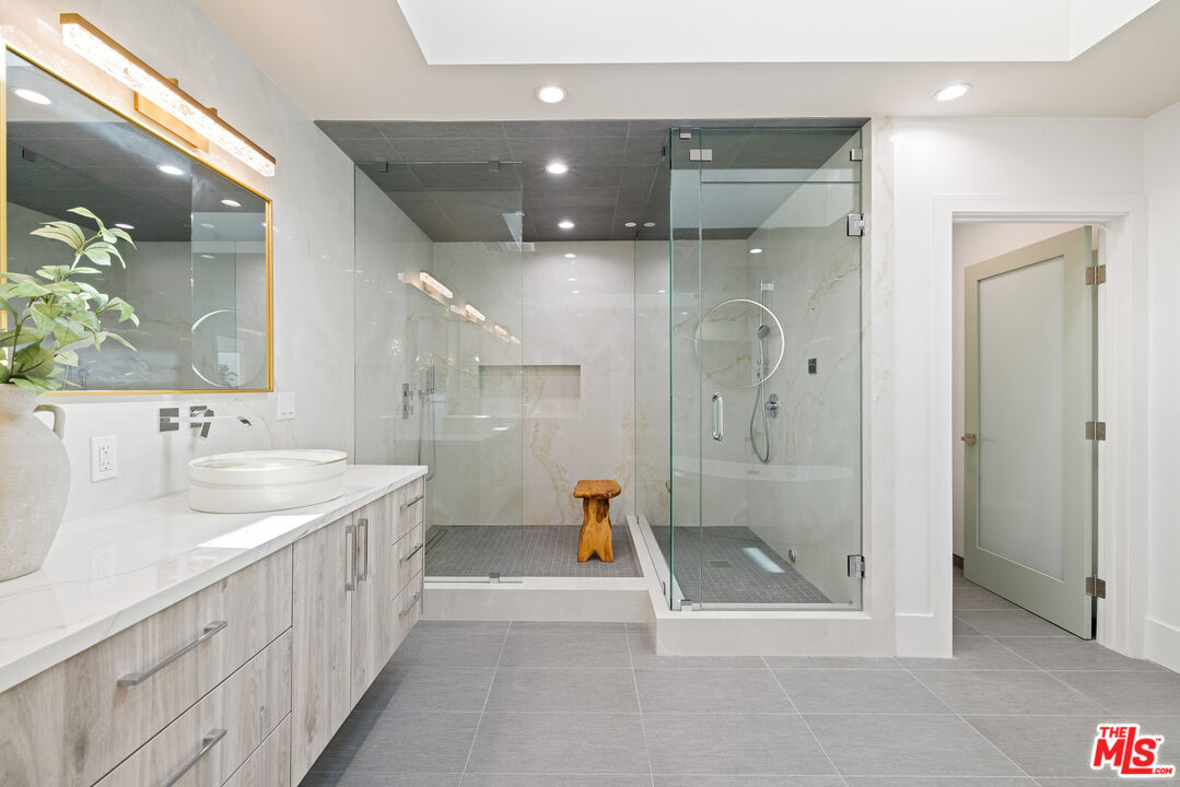 MLS #25545275 image #22