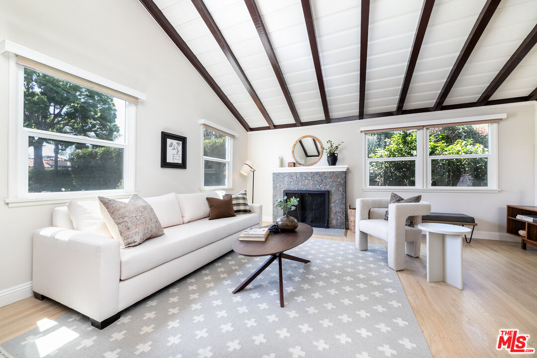 MLS #25546173 image #4