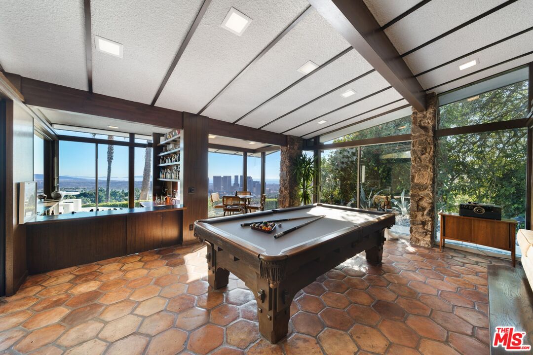 MLS #25546717 image #9