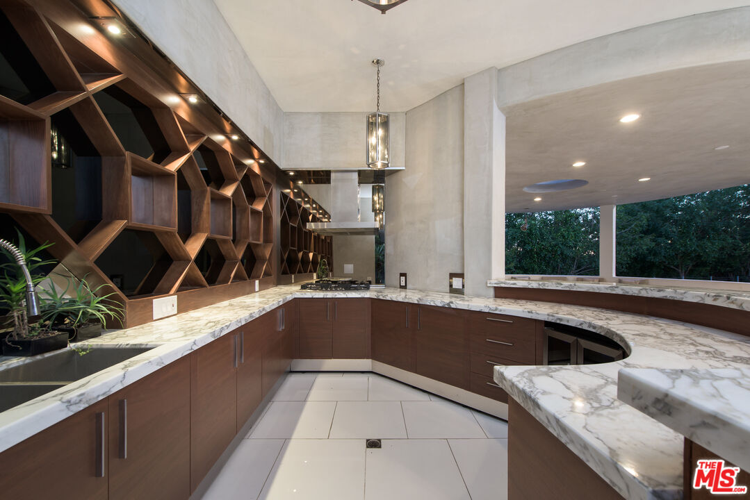 MLS #25547185 image #19