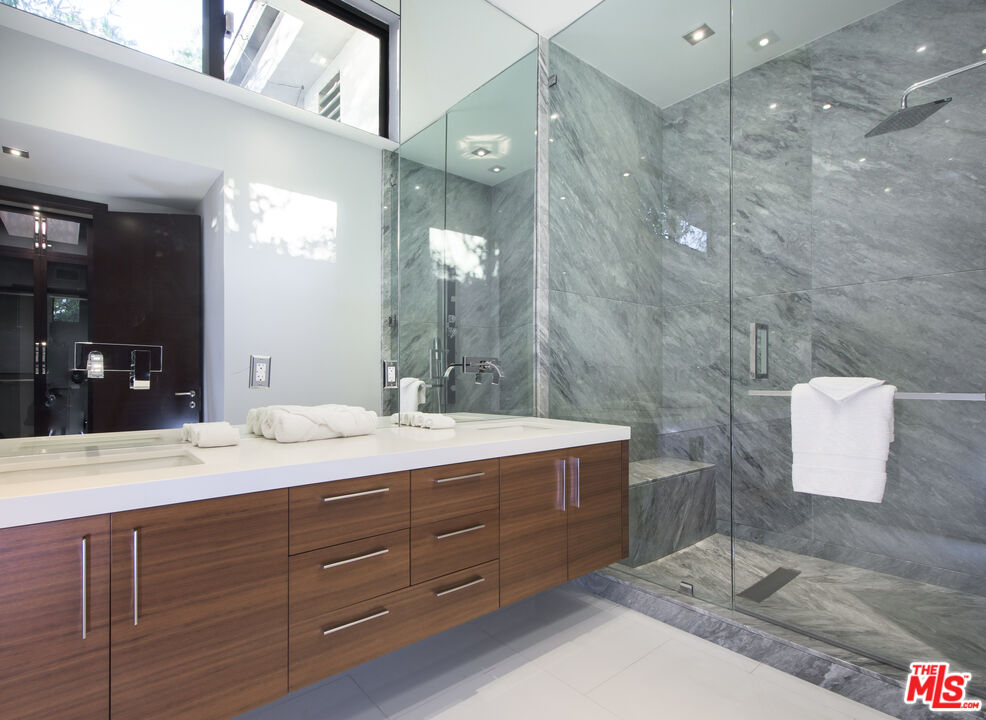 MLS #25547185 image #33