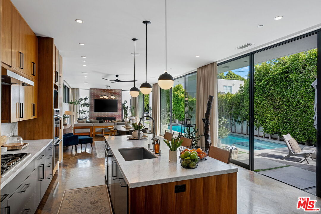 MLS #25547553 image #15