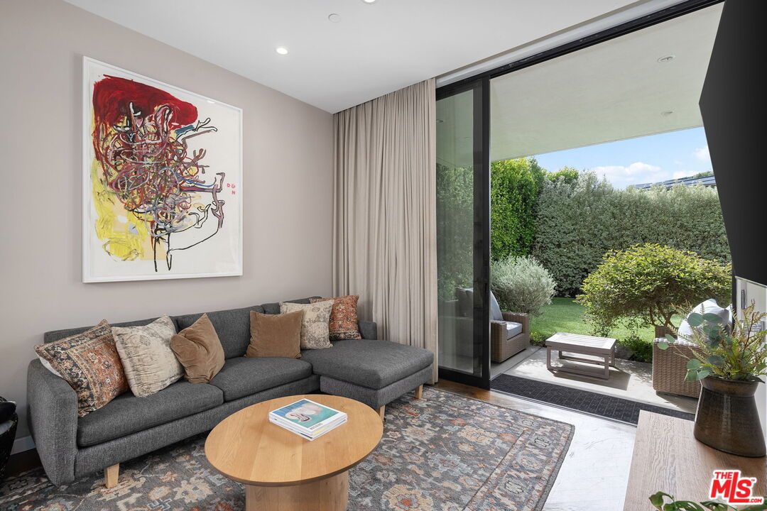 MLS #25547553 image #33