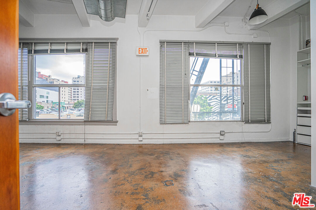 MLS #25548629 image #22