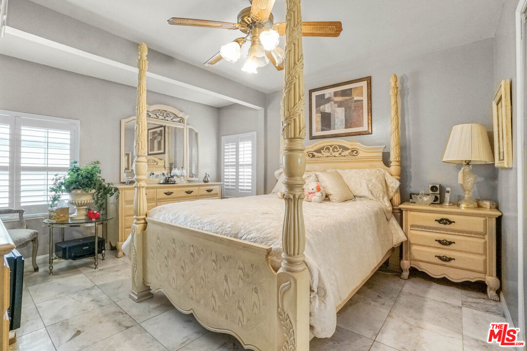 MLS #25550733 image #16