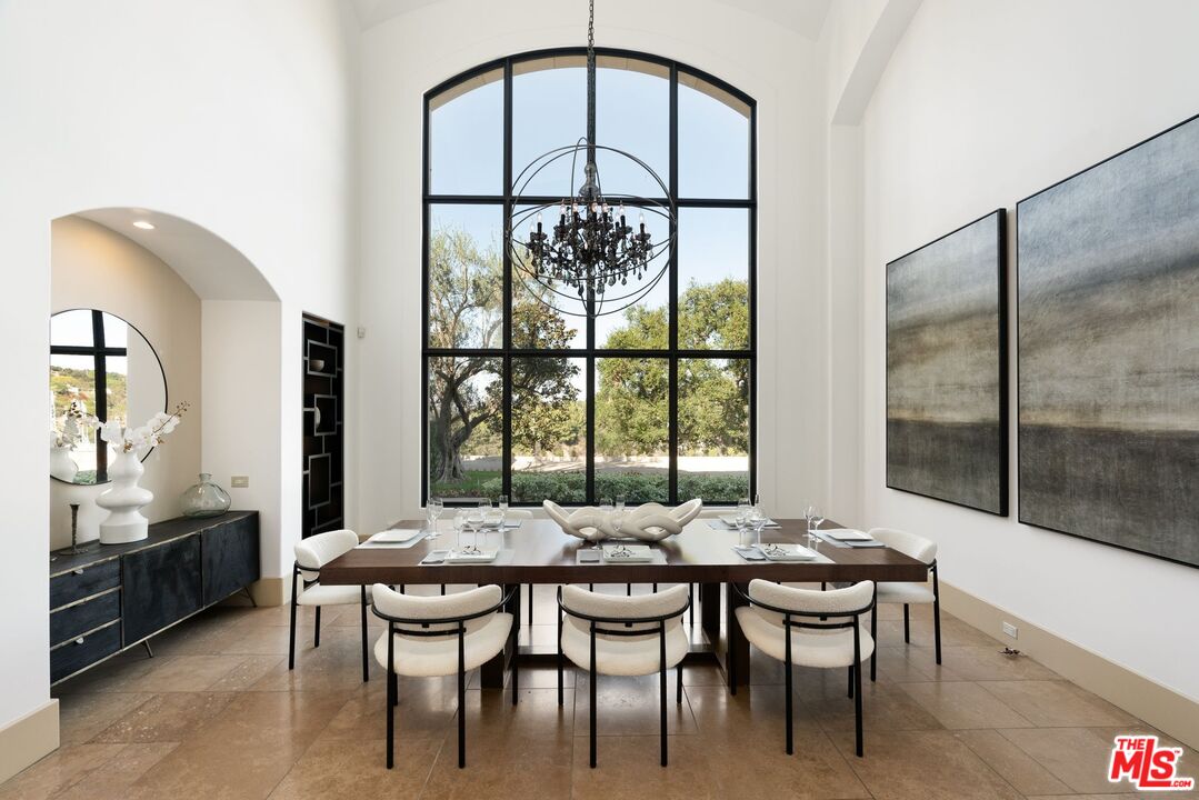 MLS #25552565 image #16