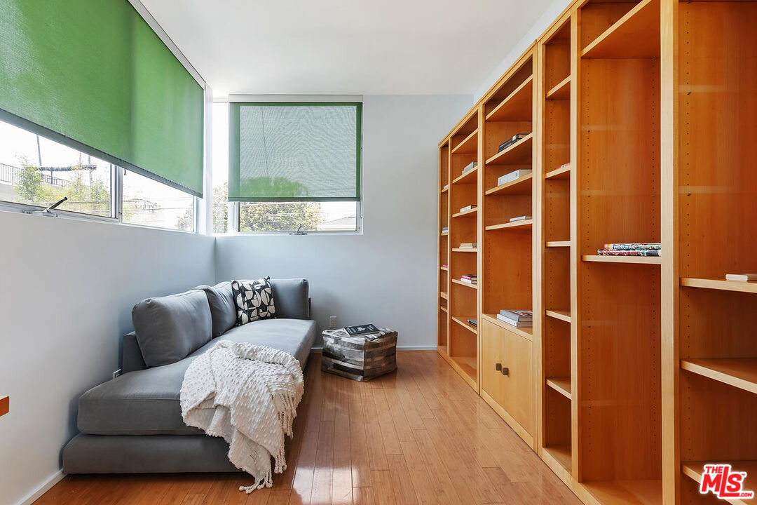 MLS #25552865 image #19