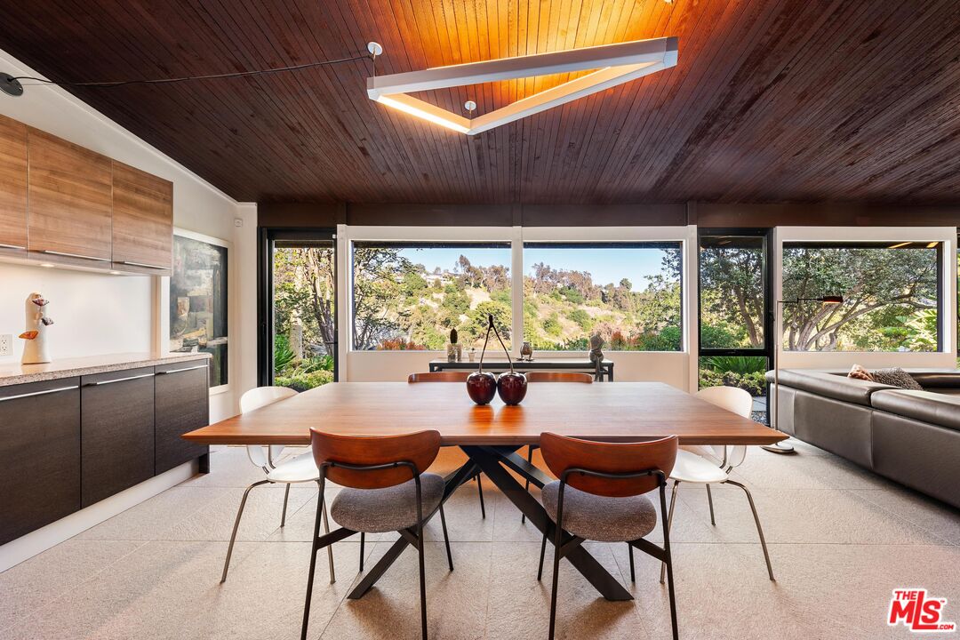 MLS #25553207 image #10