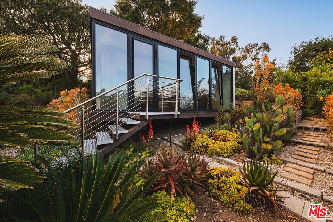 MLS #25553207 image #21