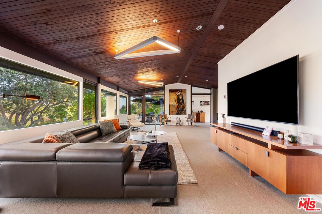 MLS #25553207 image #6