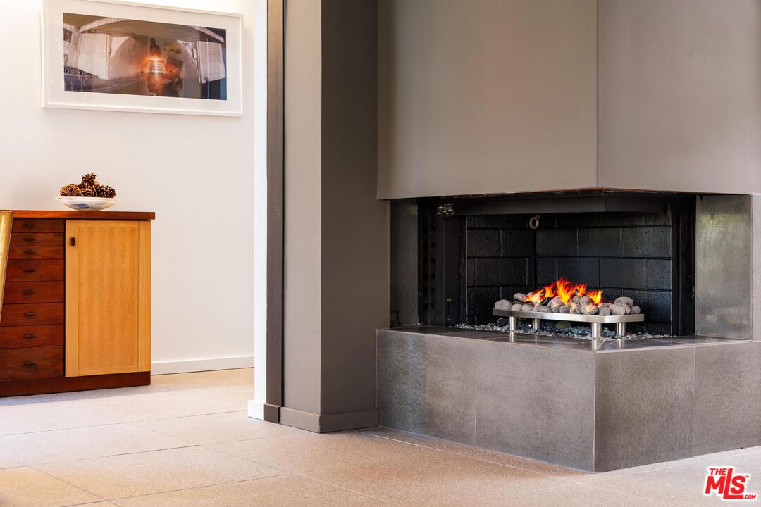 MLS #25553207 image #8