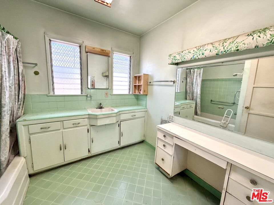 MLS #25554389 image #16