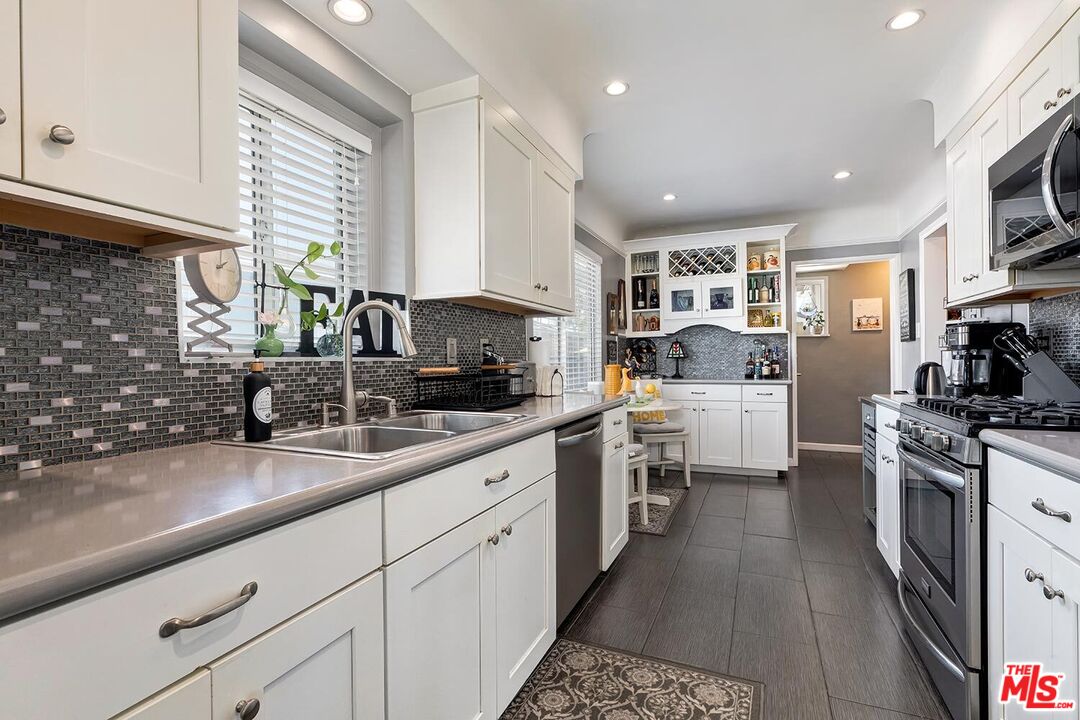 MLS #25554715 image #11