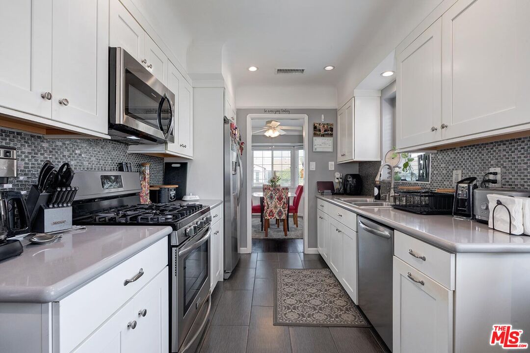 MLS #25554715 image #15