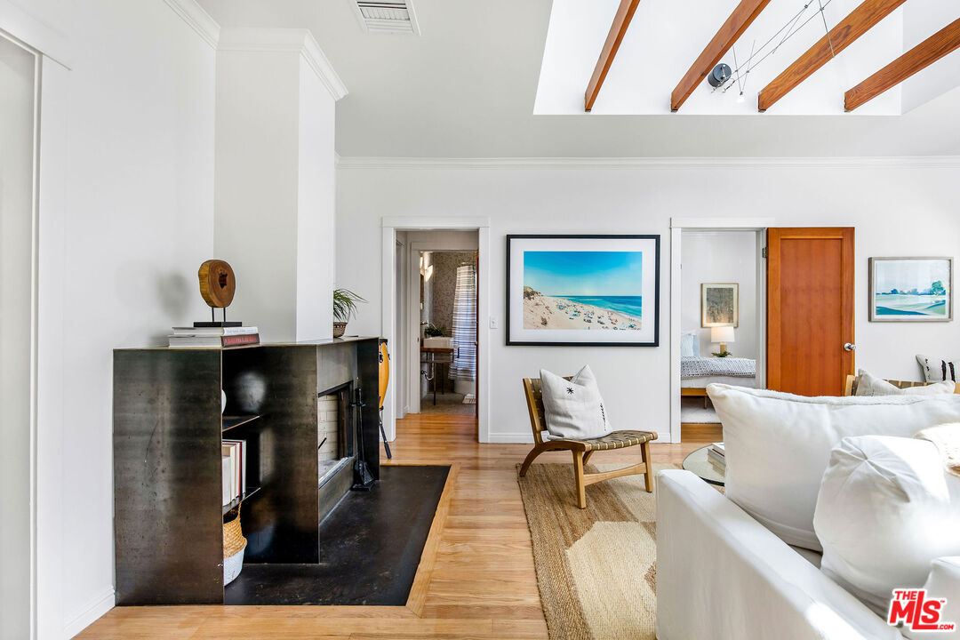 MLS #25554801 image #6