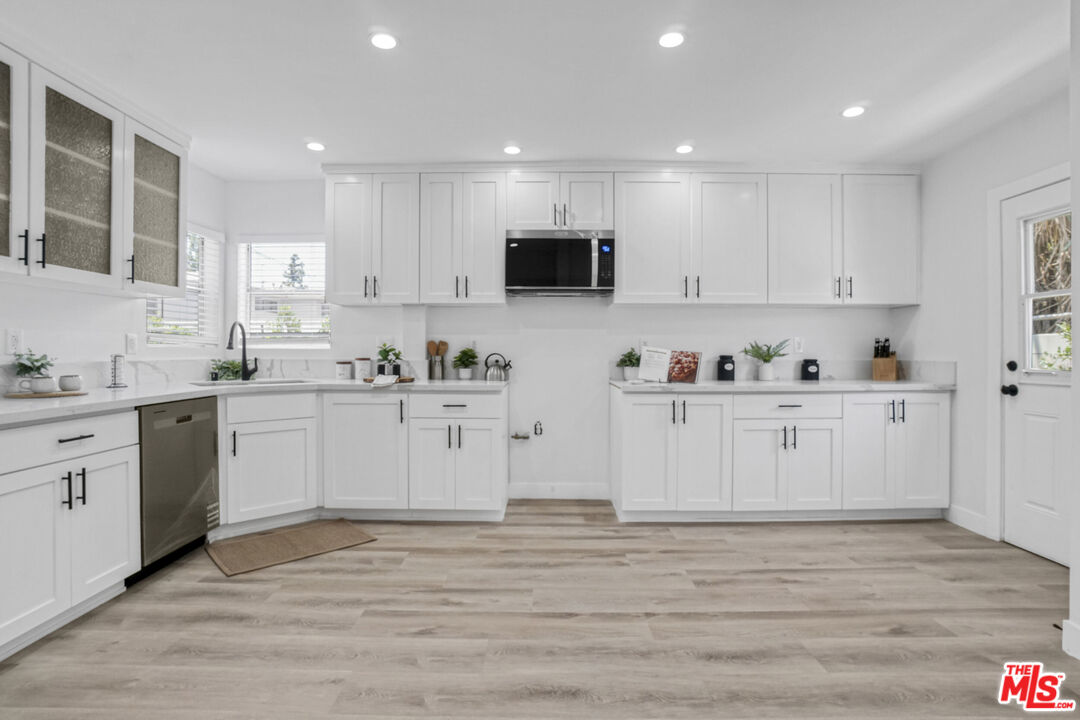 MLS #25555495 image #12