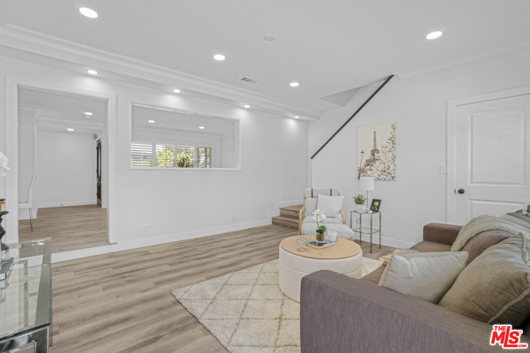 MLS #25555495 image #21