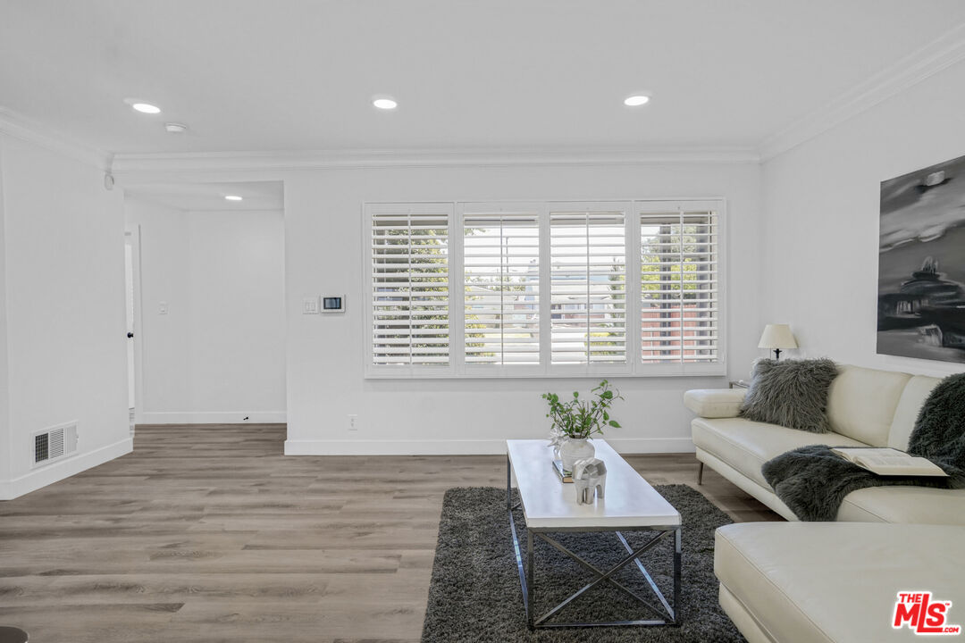 MLS #25555495 image #22