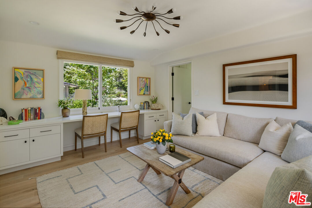 MLS #25555497 image #17