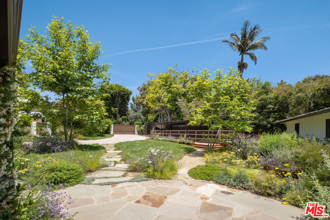 MLS #25555497 image #36