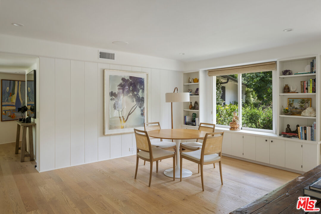 MLS #25555497 image #8