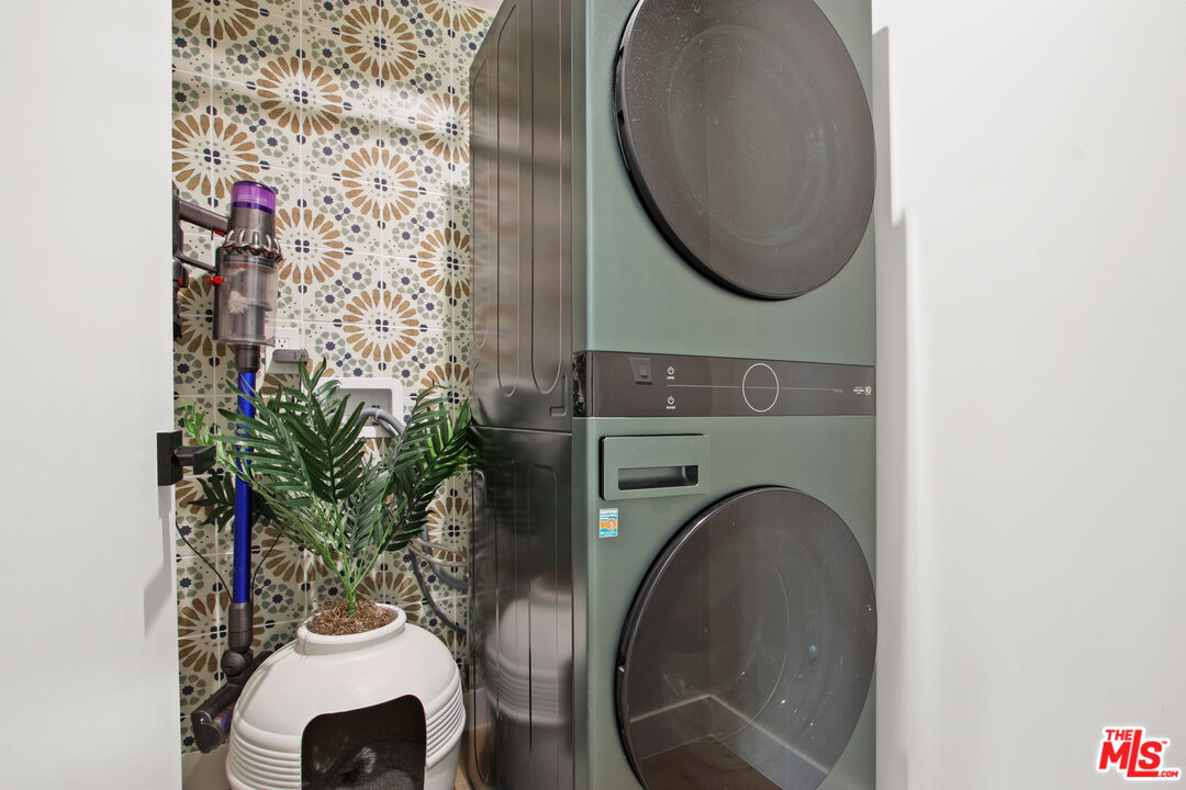 MLS #25555733 image #11