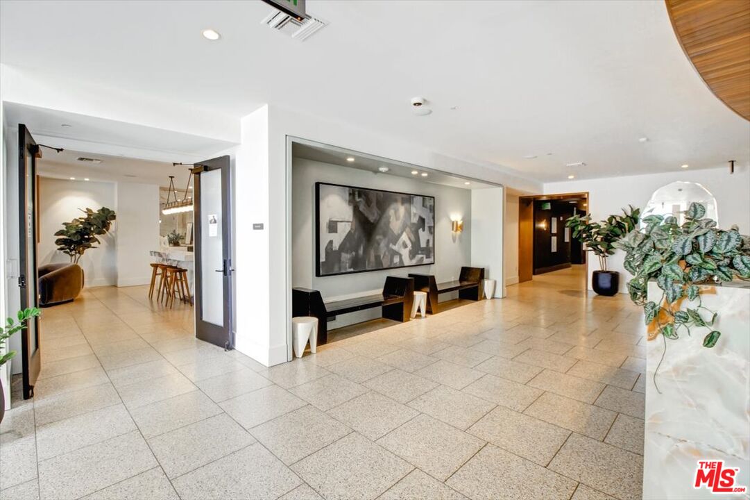 MLS #25555743 image #1