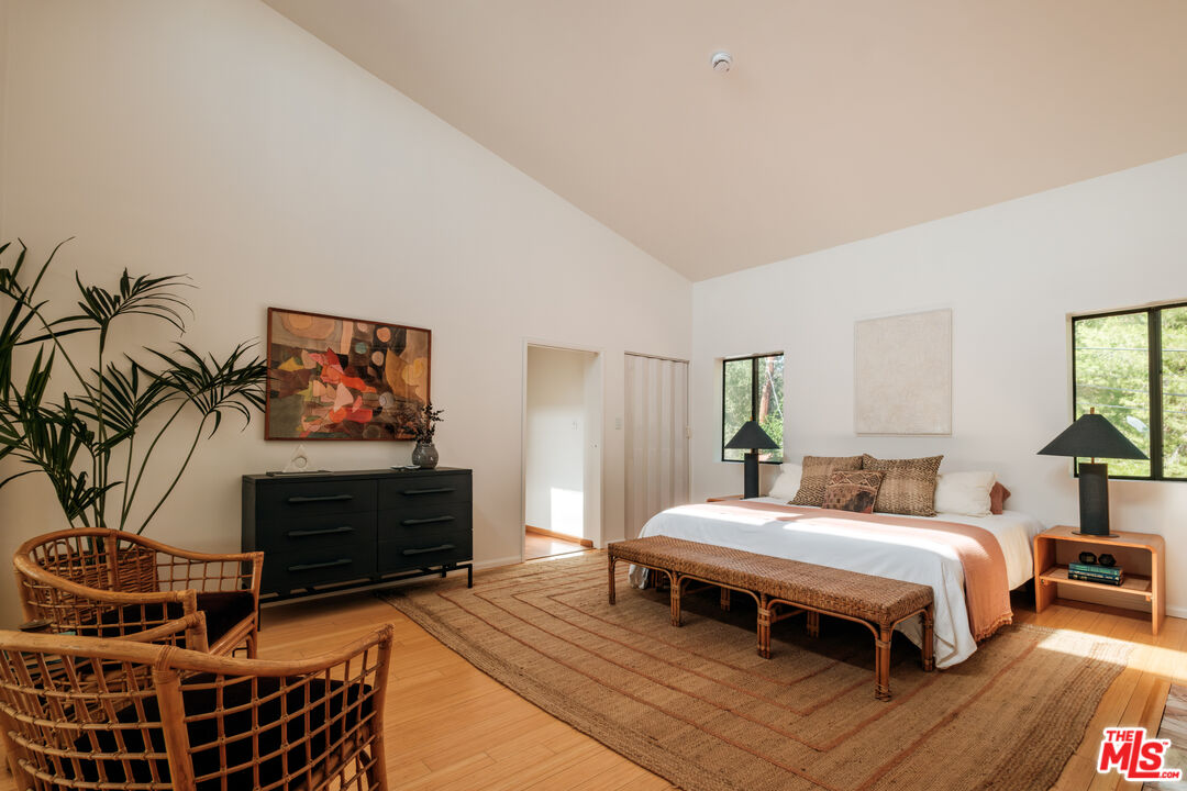 MLS #25555901 image #27