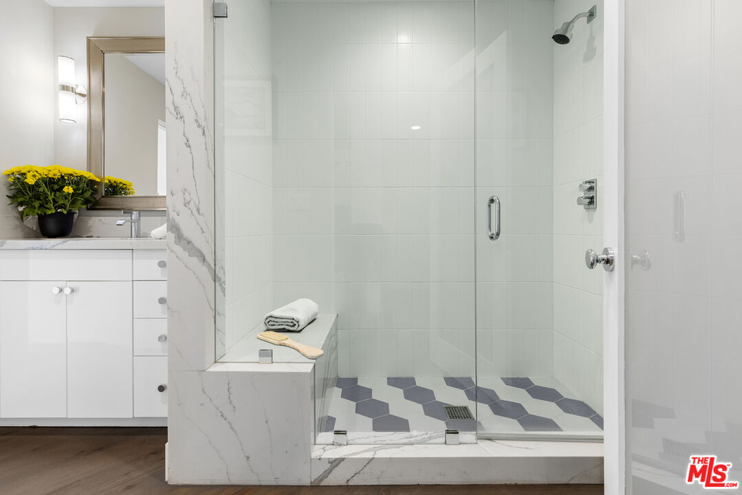 MLS #25556307 image #14