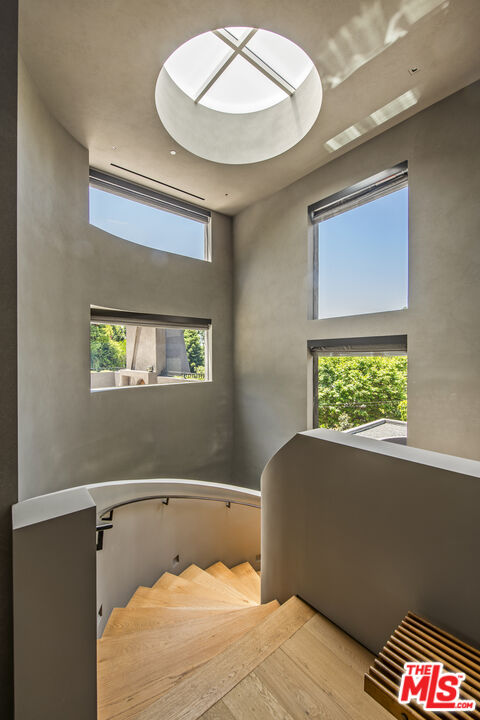 MLS #25557153 image #12