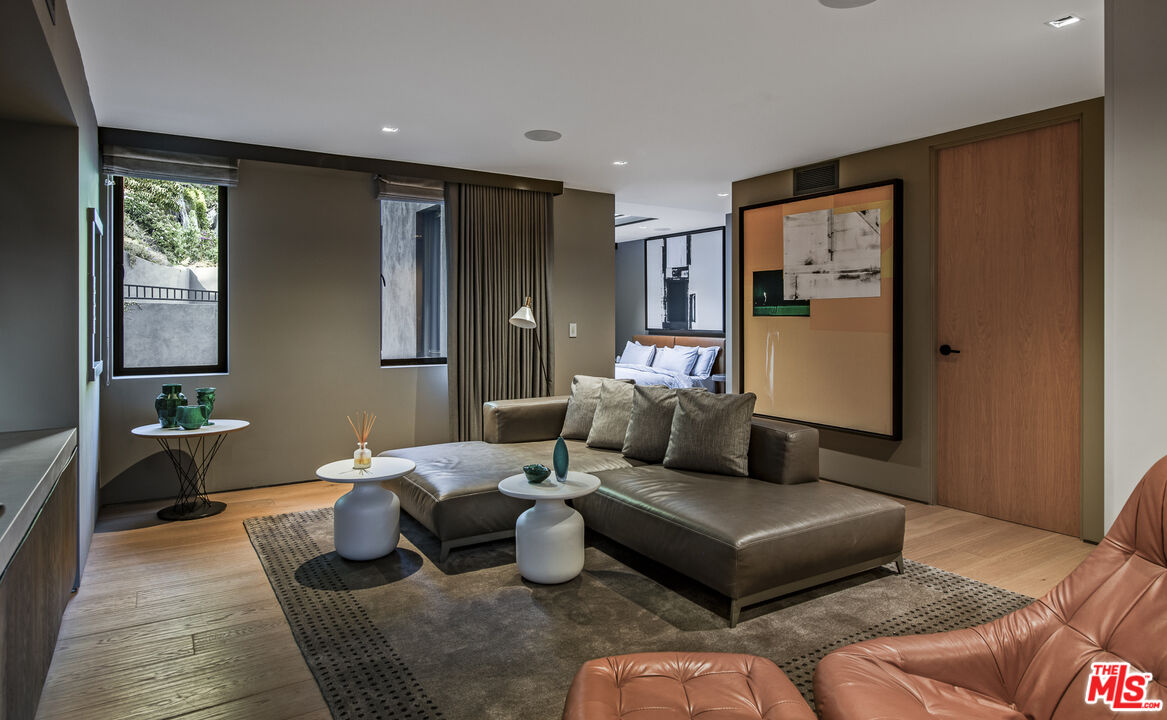 MLS #25557153 image #13