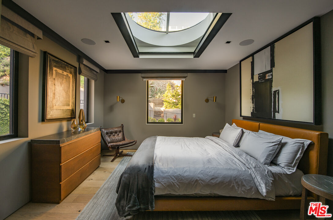 MLS #25557153 image #14