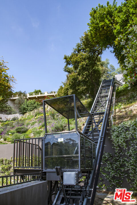 MLS #25557153 image #18