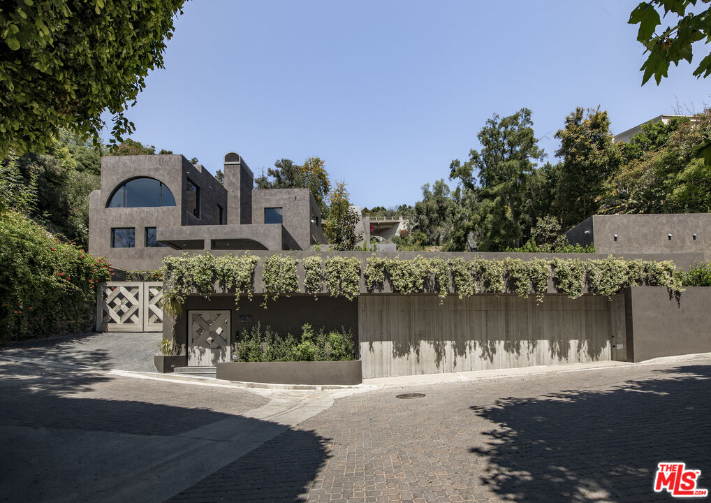 MLS #25557153 image #23