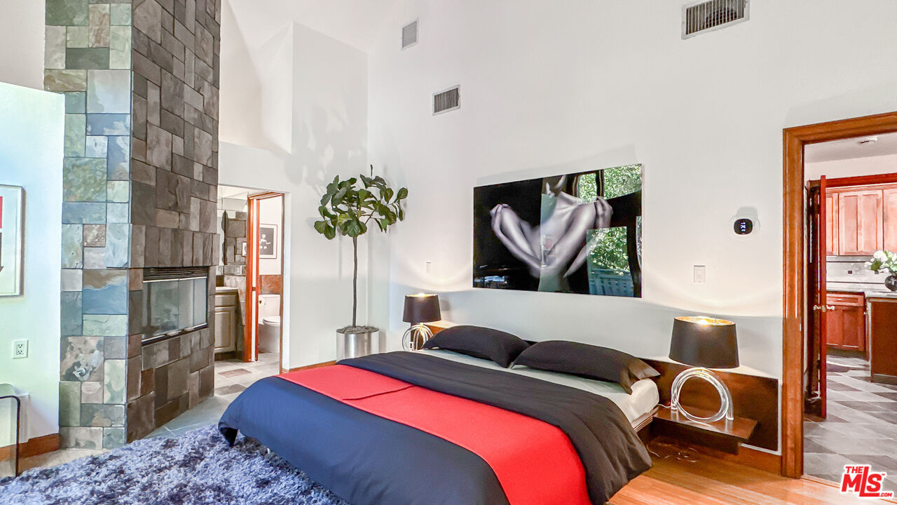 MLS #25559449 image #16