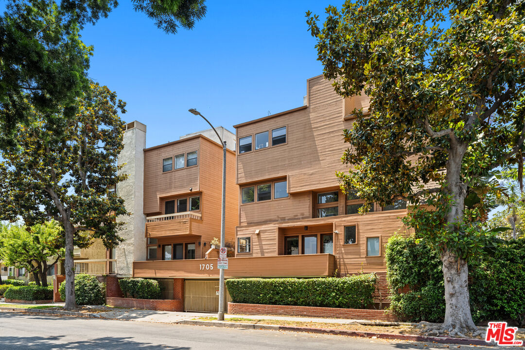 MLS #25559775 image #19