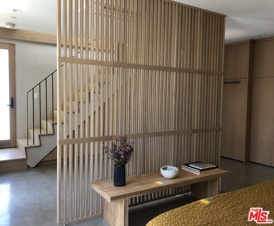 MLS #25559881 image #17