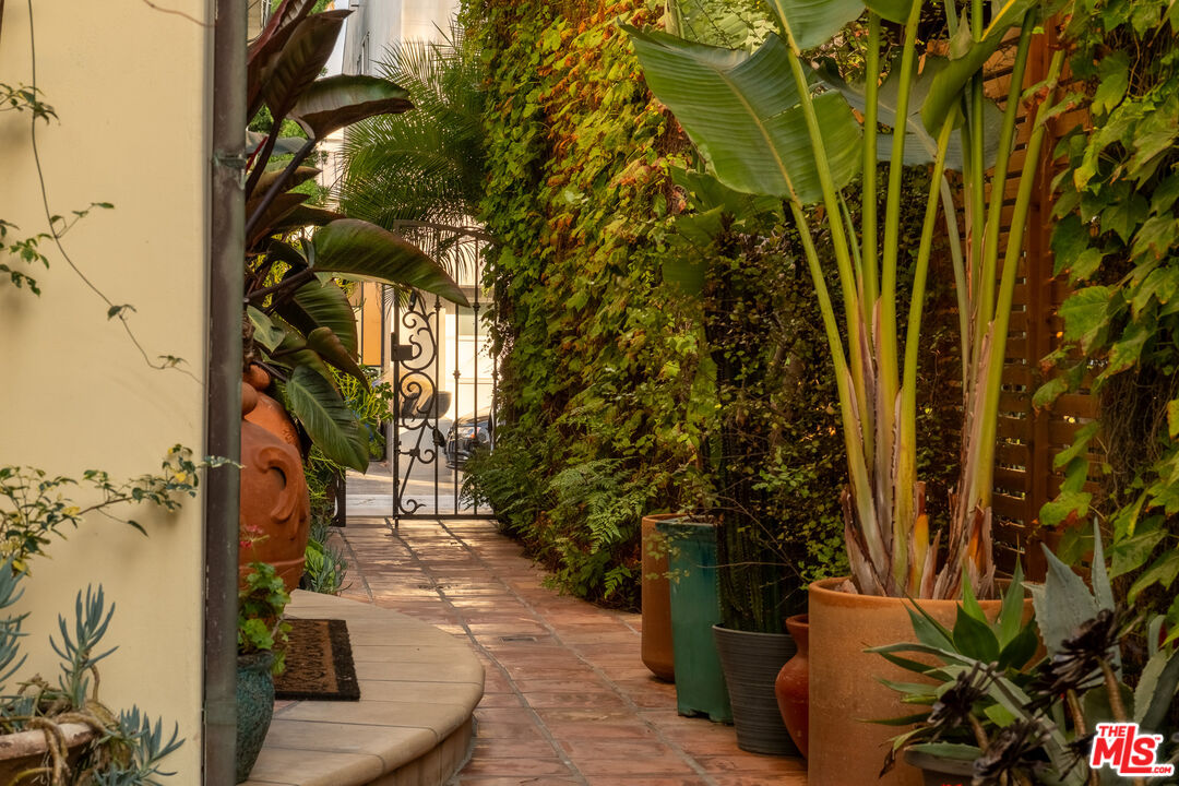 MLS #25560403 image #44