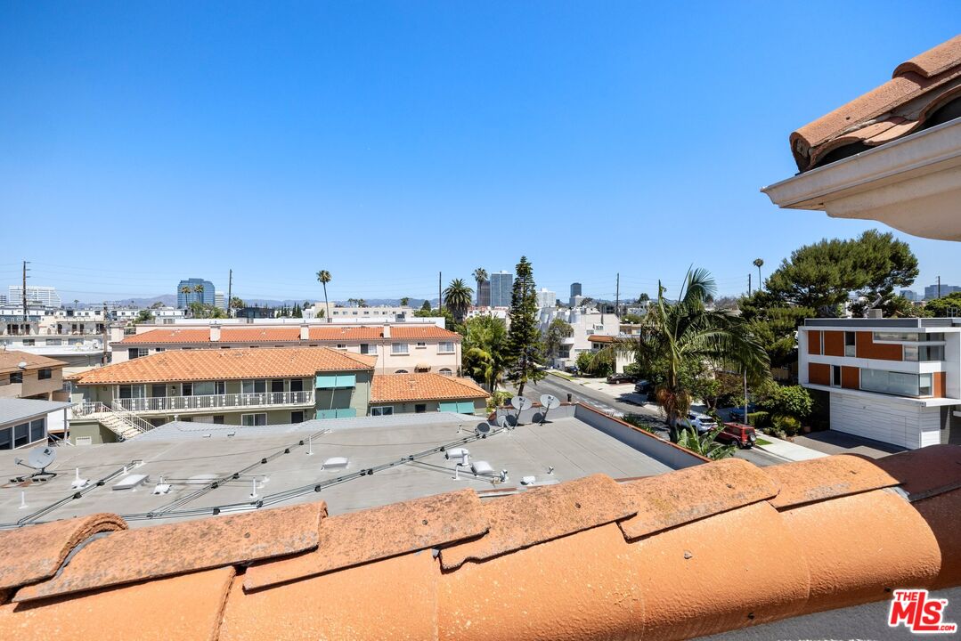 MLS #25560829 image #0